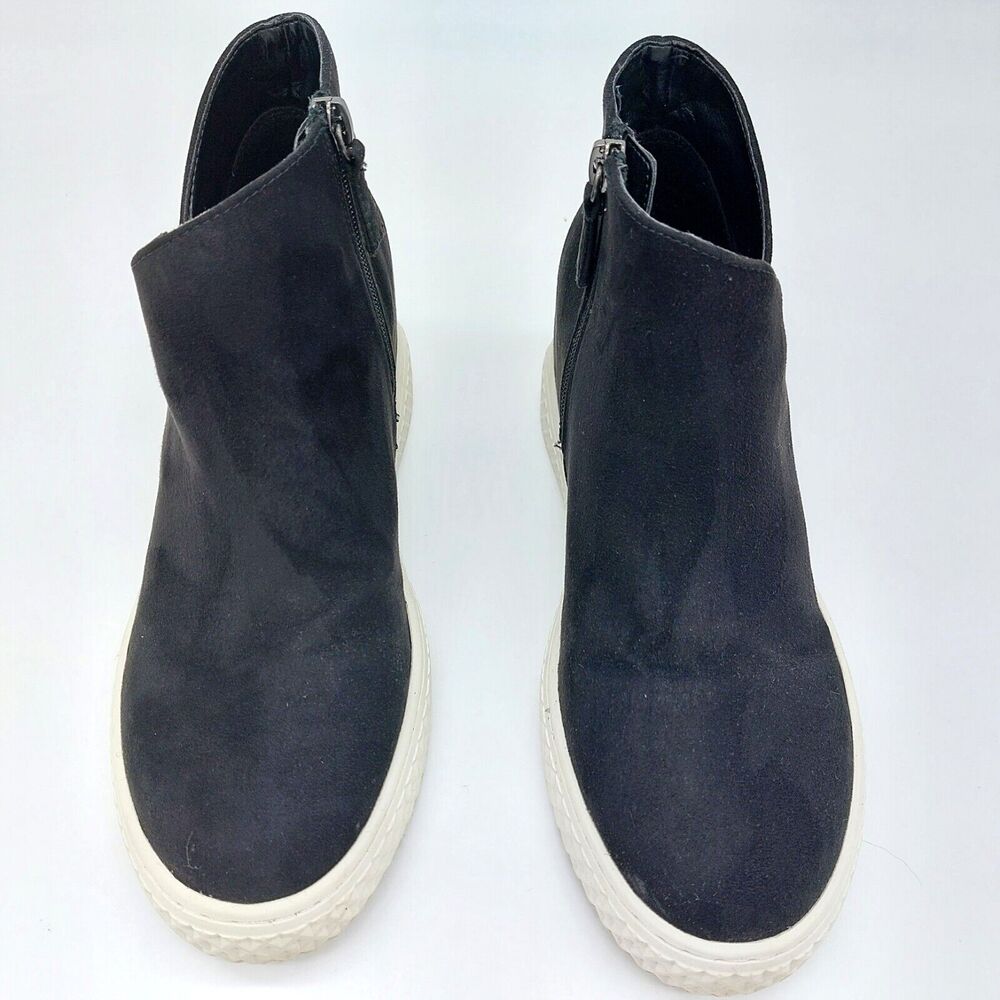 Aerosoles Women's Sneakers Sz 8.5M Black White Zirah Asymmetrical Side Zipper